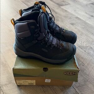 NWT KEEN Men’s Black/magnet Revel Iv Mid Polar